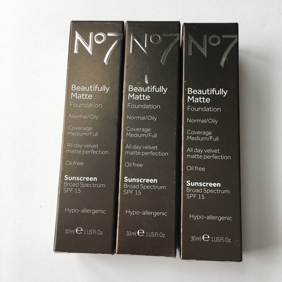 No. 7 Beautifully Matte Foundation New in Box - Picture 5 of 5